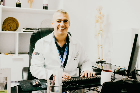 Dr Oscar Sarmiento